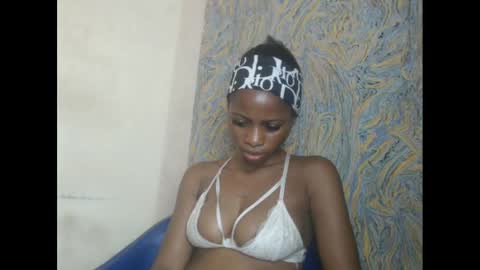 Snapshot of juicypiexx chatting on 18, 2, 2025 juicypiexx online show from 18, 2, 2025