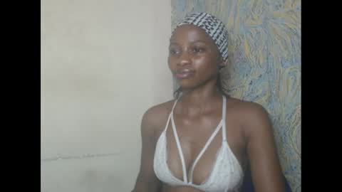 Snapshot of juicypiexx chatting on 27, 2, 2025 juicypiexx online show from 27, 2, 2025