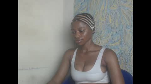 Snapshot of juicypiexx chatting on 5, 3, 2025 juicypiexx online show from 5, 3, 2025