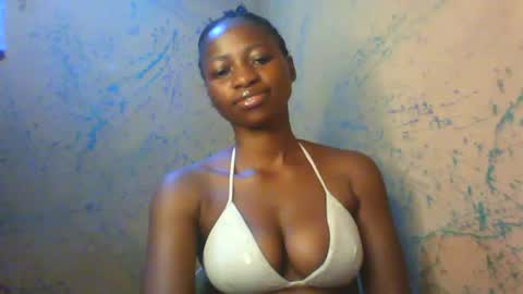 Snapshot of juicypiexx chatting on 8, 9, 2025 juicypiexx online show from 8, 9, 2025