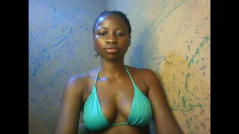 Snapshot of juicypiexx chatting on 13, 9, 2025 juicypiexx online show from 13, 9, 2025
