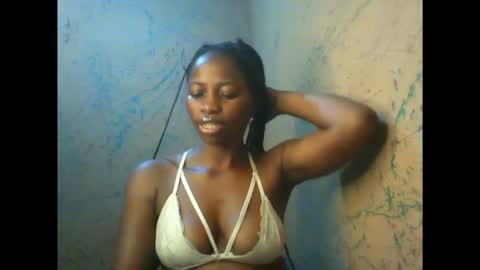 Snapshot of juicypiexx chatting on 29, 9, 2025 juicypiexx online show from 29, 9, 2025