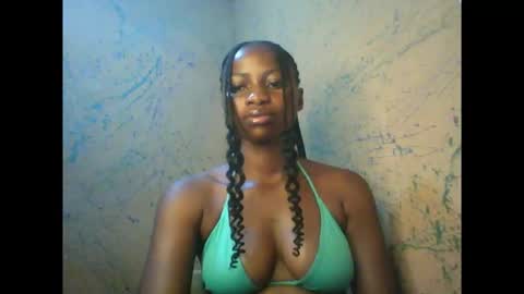 Snapshot of juicypiexx chatting on 27, 10, 2025 juicypiexx online show from 27, 10, 2025