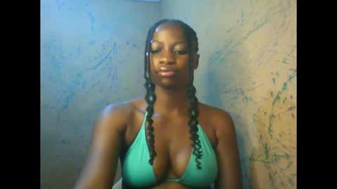 Snapshot of juicypiexx chatting on 29, 10, 2025 juicypiexx online show from 29, 10, 2025