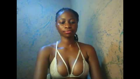 Snapshot of juicypiexx chatting on 28, 11, 2025 juicypiexx online show from 28, 11, 2025