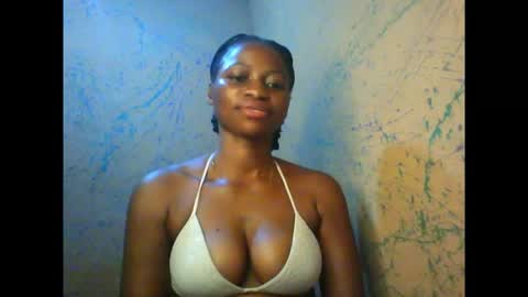 Snapshot of juicypiexx chatting on 28, 11, 2025 juicypiexx online show from 28, 11, 2025