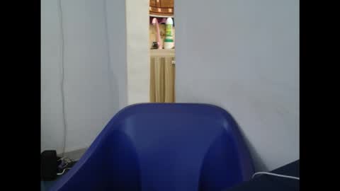 juicyxpink online show from 18, 9, 2025