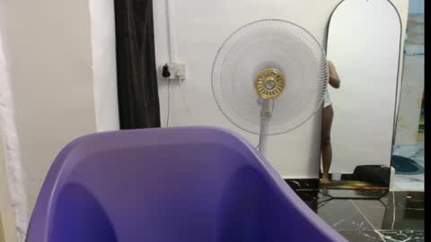 juicyxpink online show from 23, 2, 2026