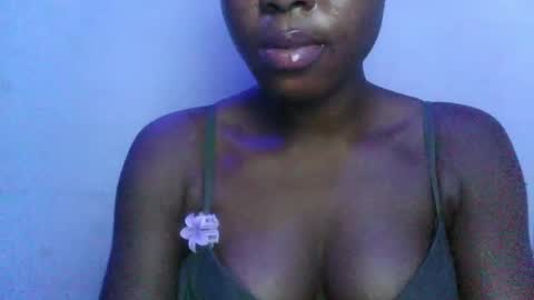Snapshot of juicyyxboobs chatting on 8, 5, 2026 juicyyxboobs online show from 8, 5, 2026