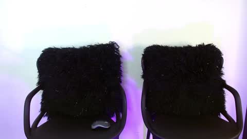 Snapshot of jules_n_gia chatting on 11, 1, 2025 Jules and Gia online show from 11, 1, 2025