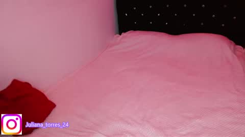  Juliana Torres  online show from 27, 12, 2024