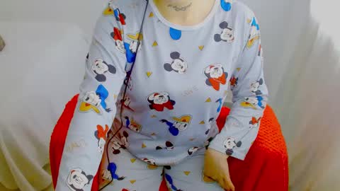  Juliana Torres  online show from 18, 9, 2025