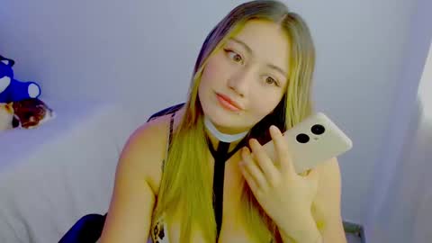  Juliana Torres  online show from 23, 9, 2025