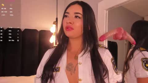 juli_casanova online show from 23, 9, 2025