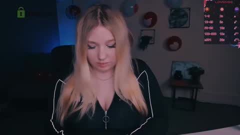 juli kisss online show from 24, 2, 2025