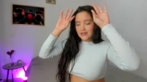 juli_santos_22 online show from 30, 7, 2026
