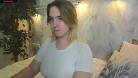 Snapshot of julia_jips chatting on 25, 9, 2025 Julia Jips online show from 25, 9, 2025