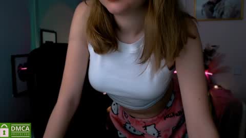 Julia  online show from 8, 12, 2024