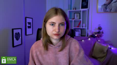 Julia  online show from 14, 12, 2024