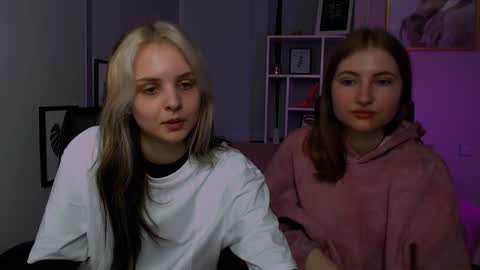 Julia  online show from 17, 12, 2024