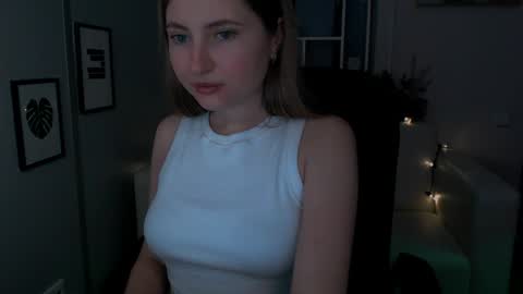 Julia  online show from 19, 12, 2024