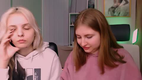 Julia  online show from 24, 12, 2024