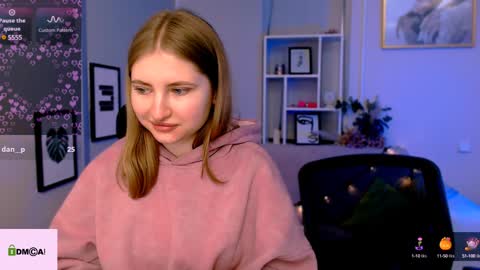 Julia  online show from 5, 1, 2025