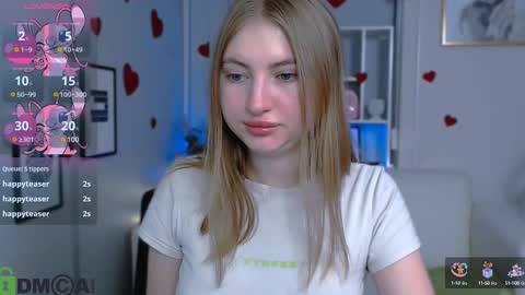 Julia  online show from 7, 3, 2025