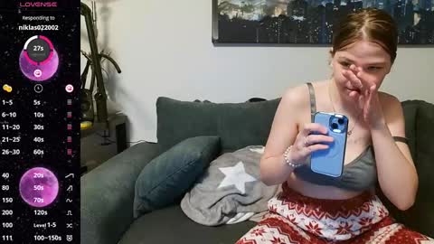 Snapshot of julia_official chatting on 3, 3, 2025 julia_official online show from 3, 3, 2025