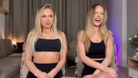 Julia R Le online show from 1, 12, 2025