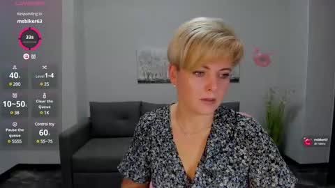 Snapshot of julia_wilsons chatting on 7, 12, 2024 Julia online show from 7, 12, 2024