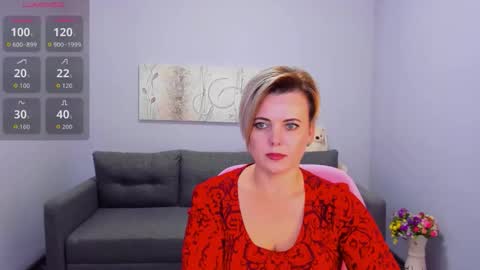 Snapshot of julia_wilsons chatting on 6, 11, 2025 Julia online show from 6, 11, 2025