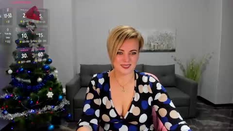 Snapshot of julia_wilsons chatting on 17, 12, 2025 Julia online show from 17, 12, 2025