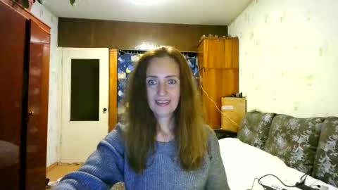 Snapshot of juliaa_foxi chatting on 28, 9, 2025 juliaa_foxi online show from 28, 9, 2025