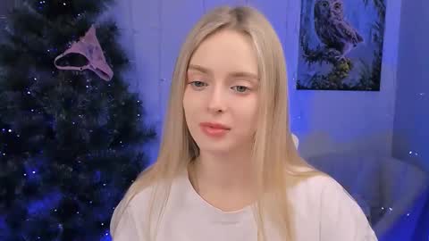 Snapshot of juliabrewwer chatting on 19, 12, 2025 Julia online show from 19, 12, 2025