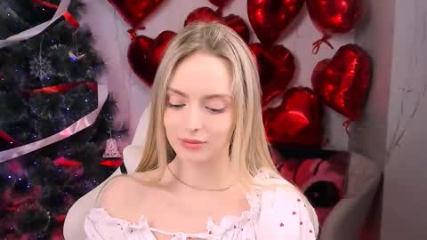 Snapshot of juliabrewwer chatting on 13, 2, 2026 Julia online show from 13, 2, 2026