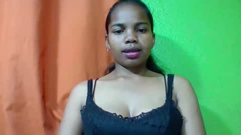 juliah02 online show from 11, 5, 2026