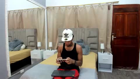 Snapshot of julian_billy chatting on 14, 1, 2025 julian billy online show from 14, 1, 2025