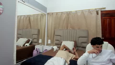 Snapshot of julian_billy chatting on 6, 2, 2025 julian billy online show from 6, 2, 2025