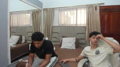 Snapshot of julian_billy chatting on 12, 2, 2025 julian billy online show from 12, 2, 2025