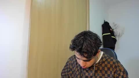 Snapshot of julian_billy chatting on 1, 11, 2025 julian billy online show from 1, 11, 2025