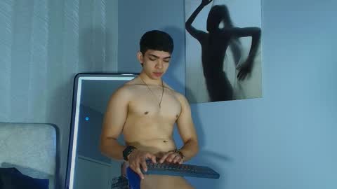Snapshot of julian_mercier chatting on 22, 5, 2026 JULIAN online show from 22, 5, 2026
