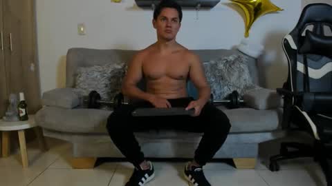 julian_wallace online show from 15, 11, 2025