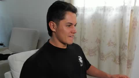 Snapshot of julian_wallace1 chatting on 30, 5, 2026 julian_wallace1 online show from 30, 5, 2026