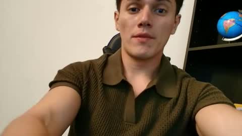 julian_wallace1 online show from 16, 7, 2026