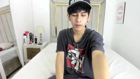 Julian online show from 6, 1, 2026