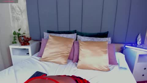 Snapshot of julianamiller chatting on 22, 11, 2025 juli online show from 22, 11, 2025