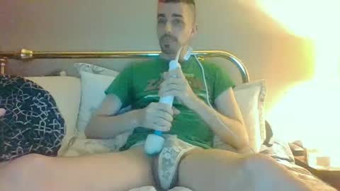 Snapshot of julianjj2001 chatting on 7, 3, 2025 julianjj2001 online show from 7, 3, 2025