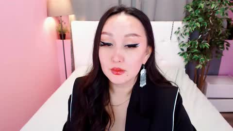 Julianna online show from 12, 2, 2025