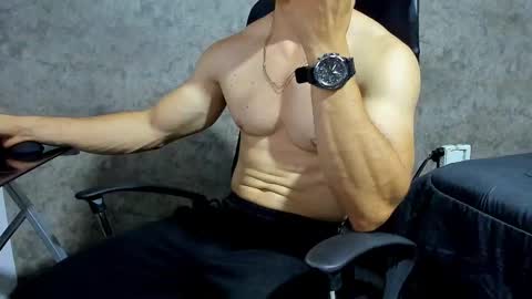 Julian online show from 24, 10, 2025